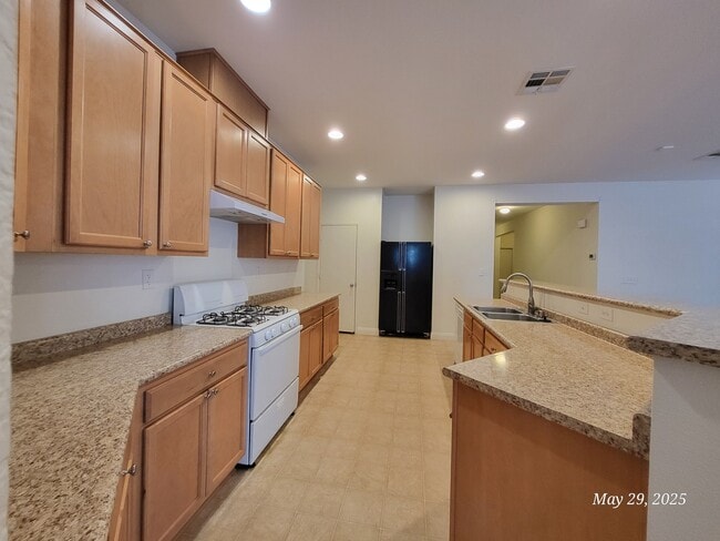 Building Photo - 8279 Pearl Diver Ct