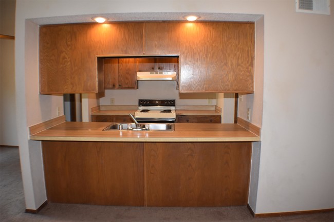 Building Photo - 3500 S 74th St