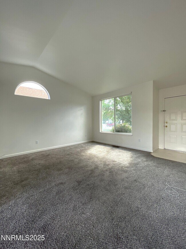 Building Photo - 8121 Big River Dr