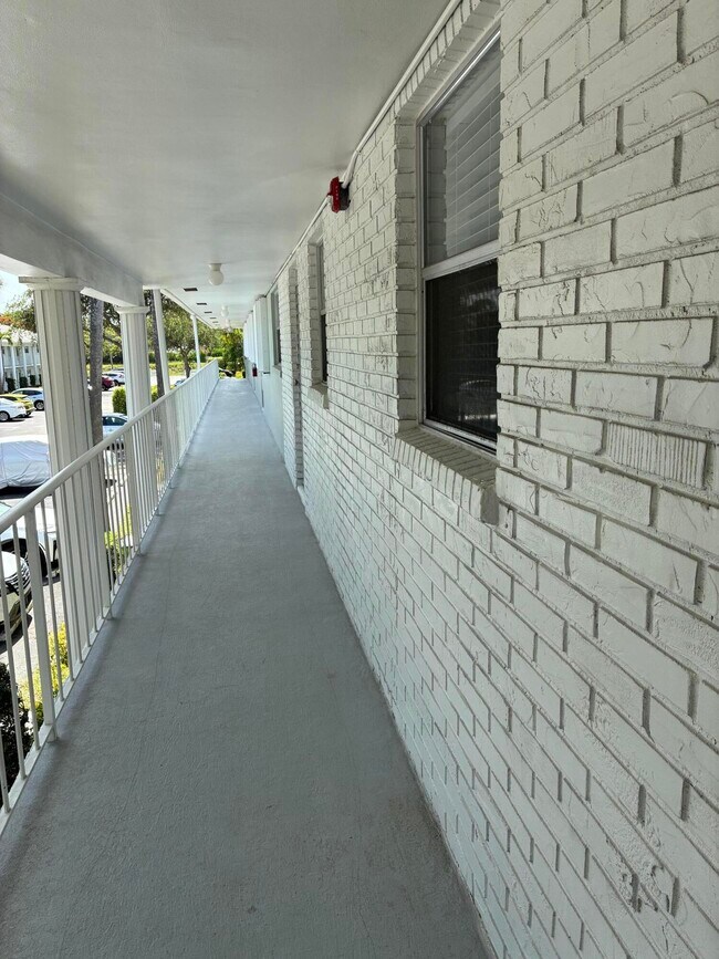 Foto del edificio - 2600 SW 22nd Ave
