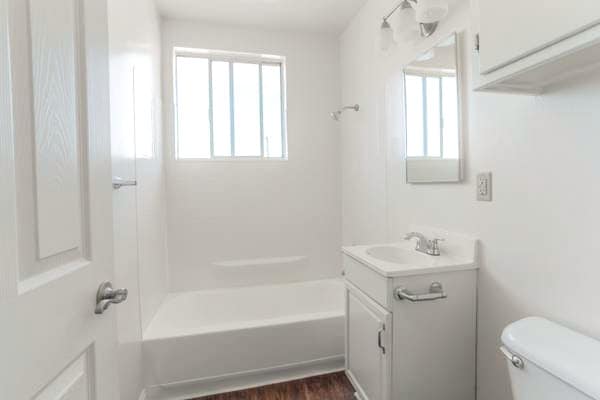 3x1 Bedroom Example - Le Chateau Apartments