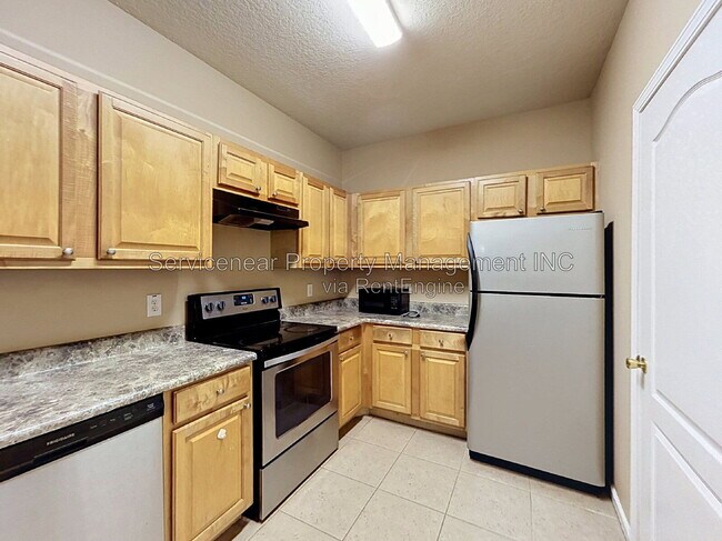 Building Photo - 10471 Villa View Cir