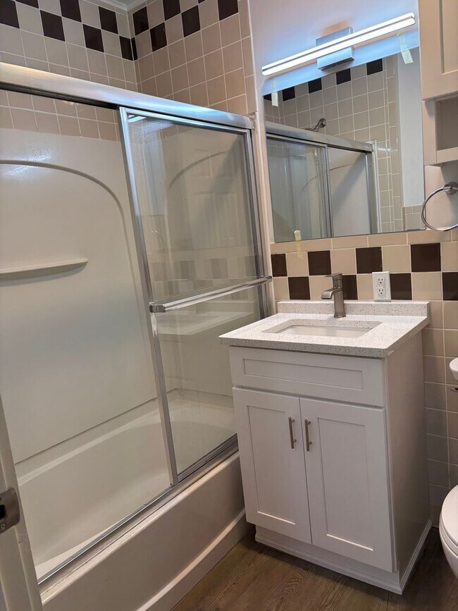 Foto del edificio - Newly remodeled, 1st floor, 2 bedroom apt. Bethlehem Pa