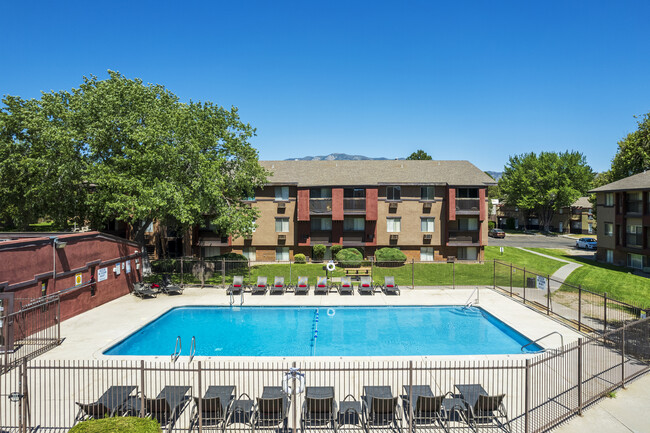 Building Photo - Sedona Ridge