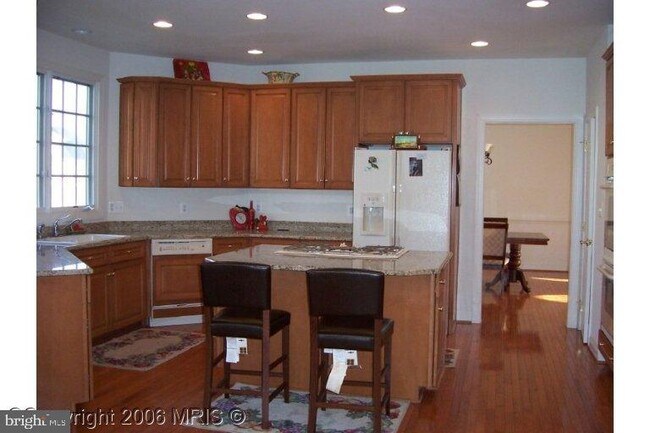 Foto del edificio - 15520 Tuxedo Ln