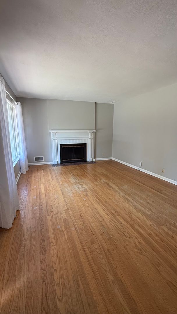 Foto del edificio - Charming 2-Bedroom Home in a Quiet Neighborhood