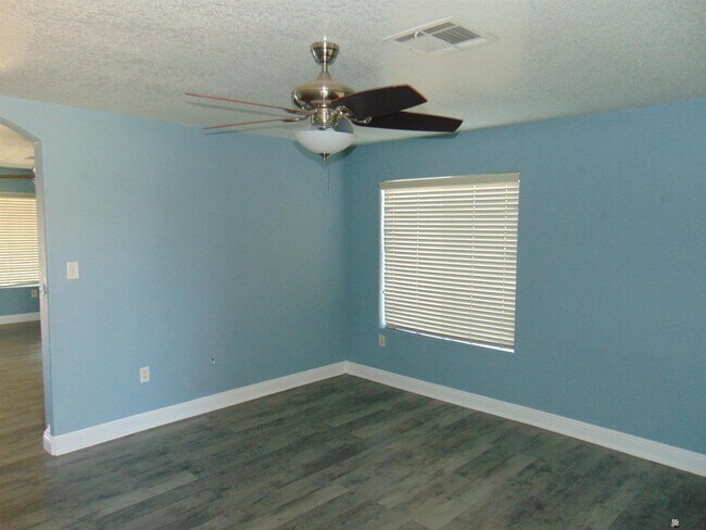 Foto del edificio - 8713 E 24th Ln