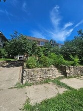 Building Photo - 4235 Mercier St
