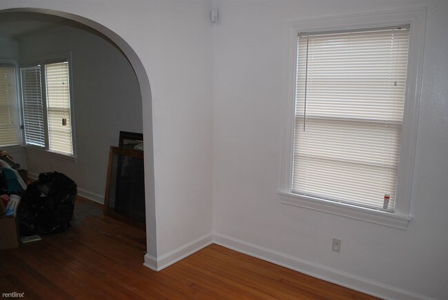 Foto del edificio - 536 89th Ave N