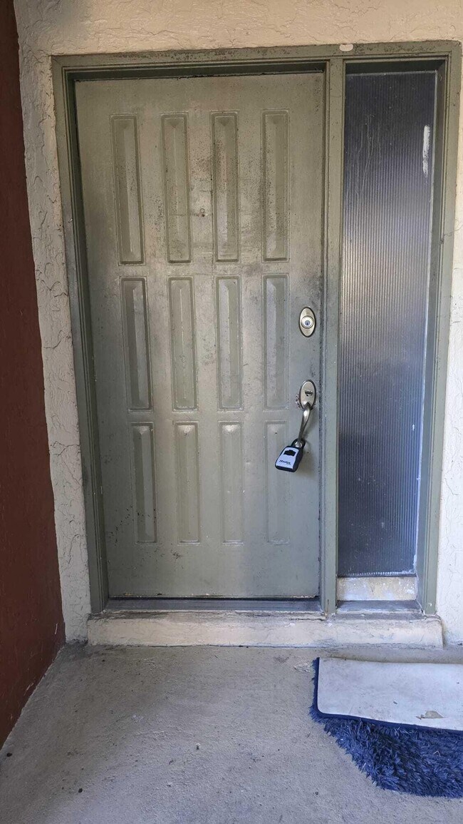 Foto del edificio - 13105 Belhaven Ct