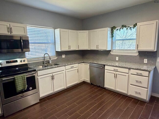 Foto del edificio - 2309 Grant St