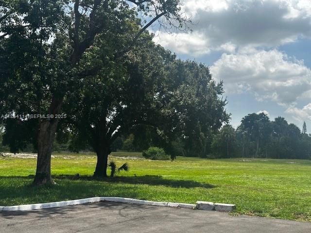 Foto del edificio - 4160 Inverrary Dr