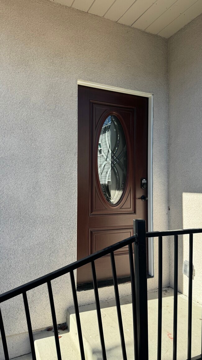 Building Photo - 1019 Castro St