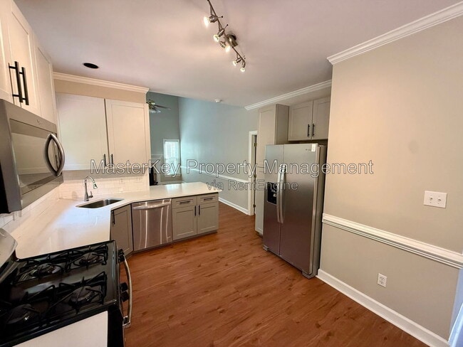 Foto del edificio - 701 Cricketfield Ln