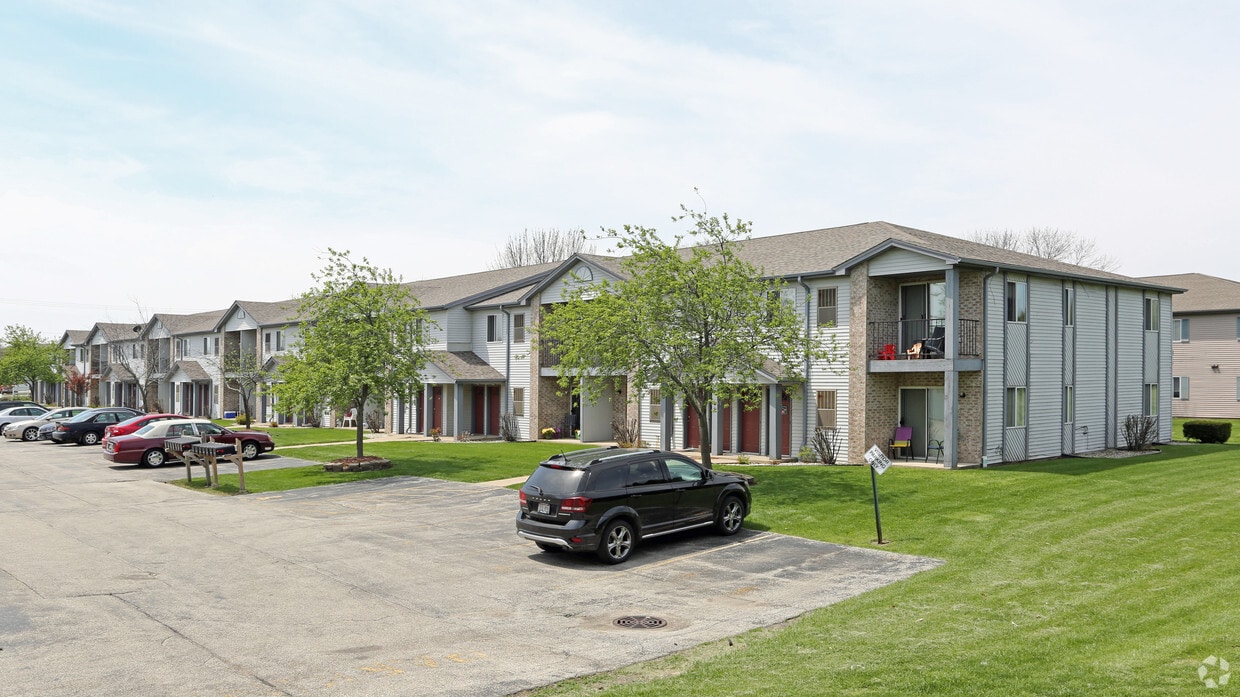 Primary Photo - Chicory Place Apartments