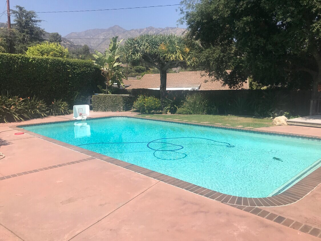 Foto principal - 1950 Santa Anita Ave