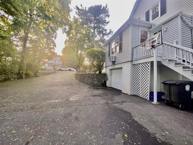Foto del edificio - 135 Harrison Ave