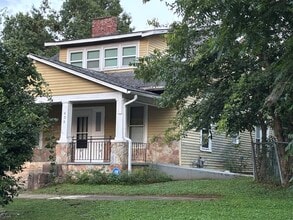 Building Photo - 636 A Ave