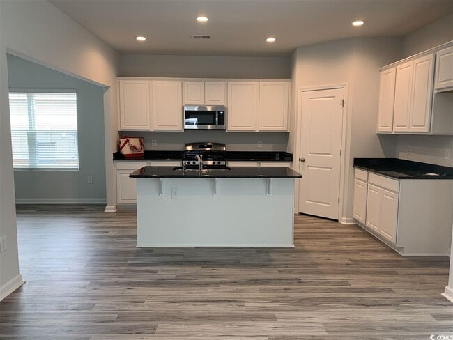 Building Photo - 356 Angler Ct