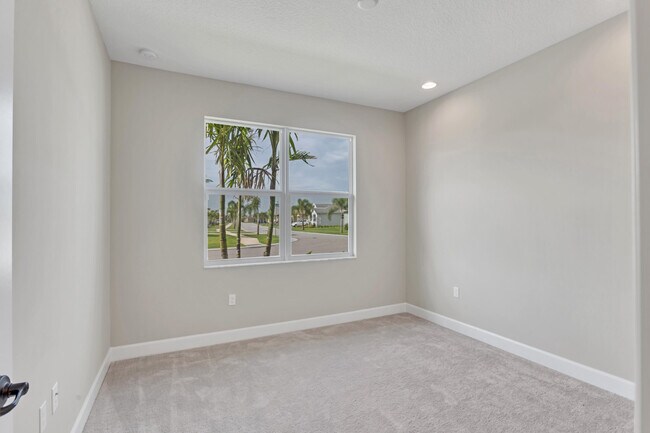 Building Photo - 13531 SW Indigo Inlet Ln