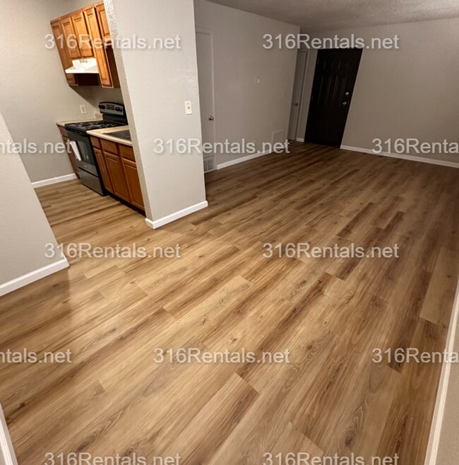 Building Photo - $745 - SECTION 8/ Housing Voucher approved 3 bedroom / 1 bathroom - Newly remodeled Apartment
