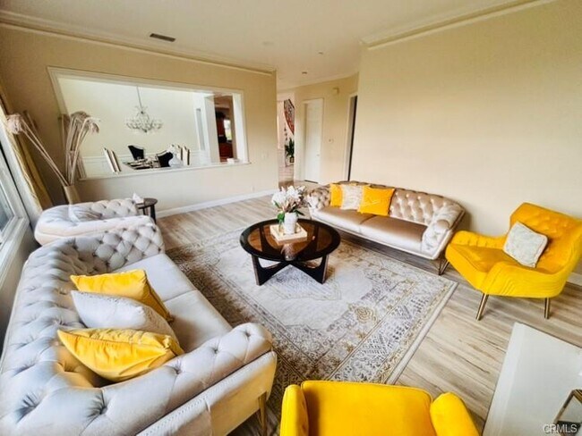 Foto del edificio - 3311 Lavender Dr