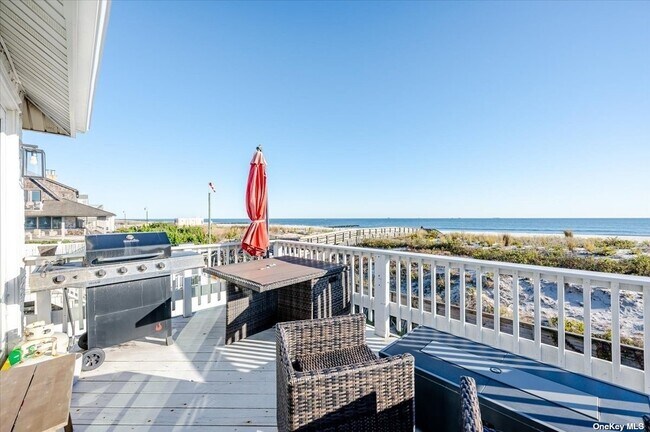 Building Photo - 833 Oceanfront
