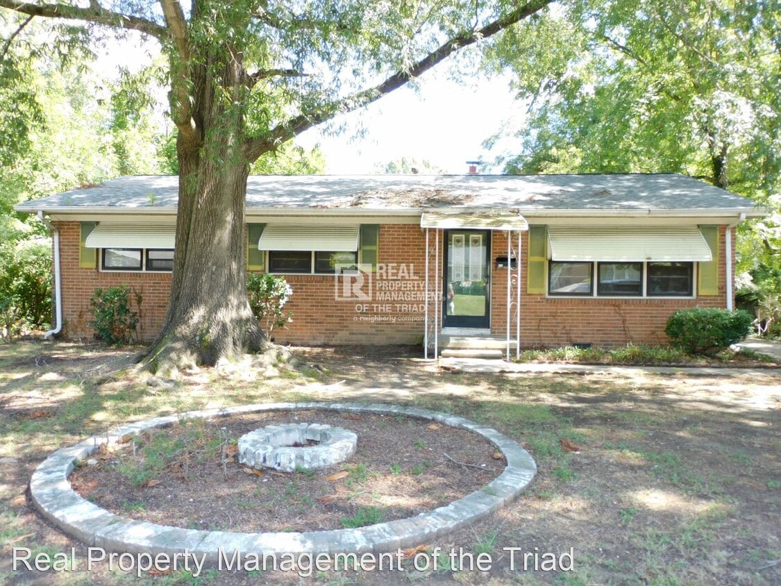 Primary Photo - 3 br, 2 bath House - 626 Memphis Street