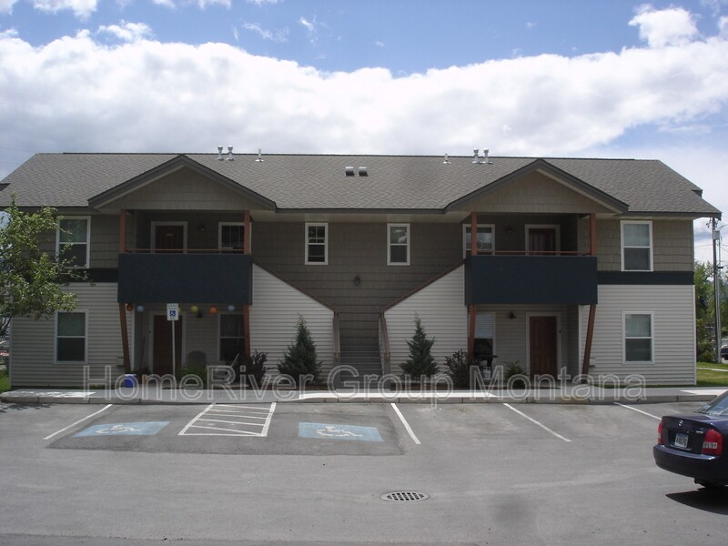 Primary Photo - 116 N Grant St