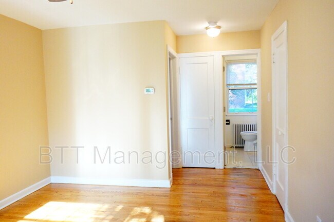 Foto del edificio - 8400 Greenwood Ave