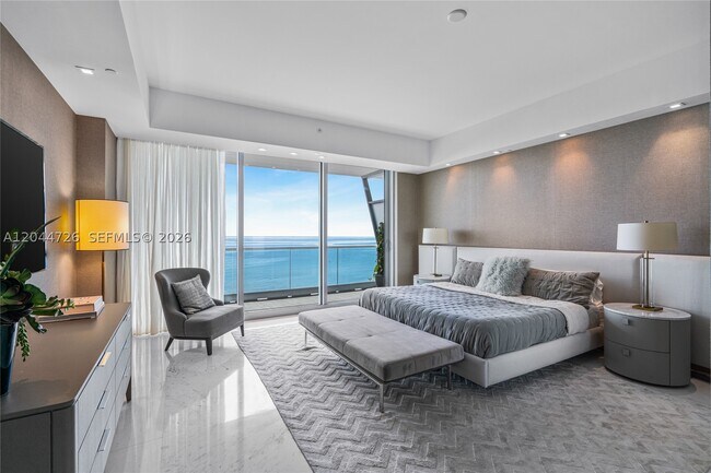 Building Photo - 9349 Collins Ave