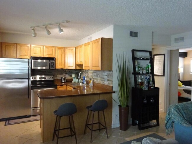 Foto del edificio - 2660 NE 8th Ave