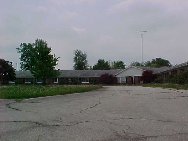 Primary Photo - 610 S Crown St