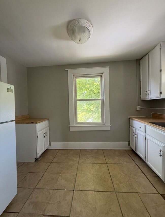Foto del edificio - Upstairs 2 Bedroom 1 Bath
