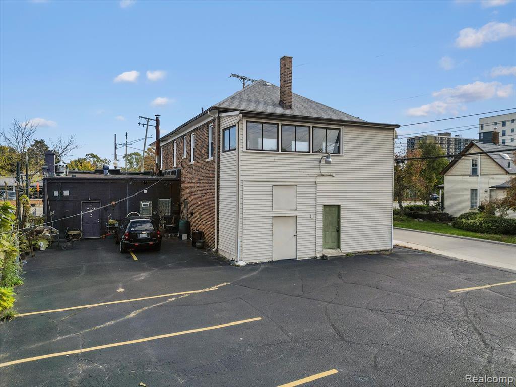 Primary Photo - 601 N Main St