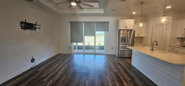 Building Photo - 1394 SW 68th Ter