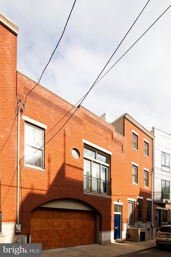 877 N Opal St, Philadelphia, PA 19130 Townhome Rentals in
