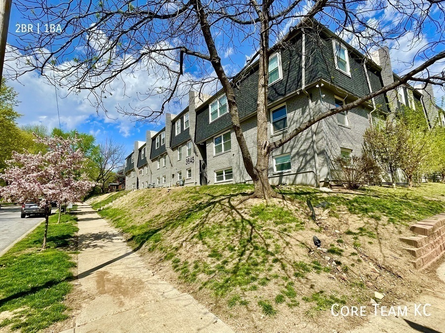 Primary Photo - Two bedroom in Midtown