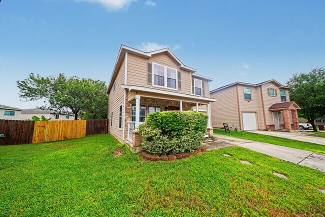 Foto del edificio - Beautifully Updated Home with Game Room in Villas of Westcreek - Realtor Commission: $500