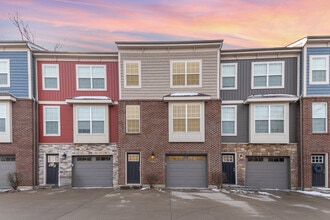 Building Photo - 487 S Arlington Rd