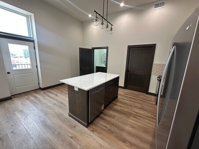 Cocina - 210 S Main St