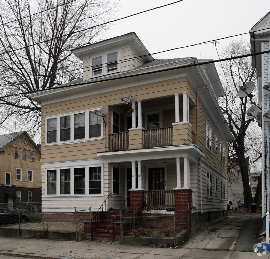 6567 Rosedale St, Providence, RI 02909 6567 Rosedale St Providence