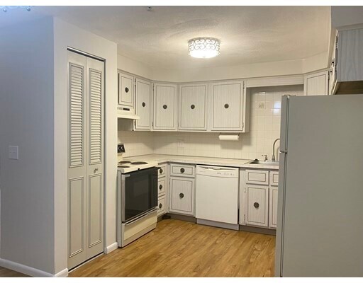 Foto del edificio - 128 Salem St