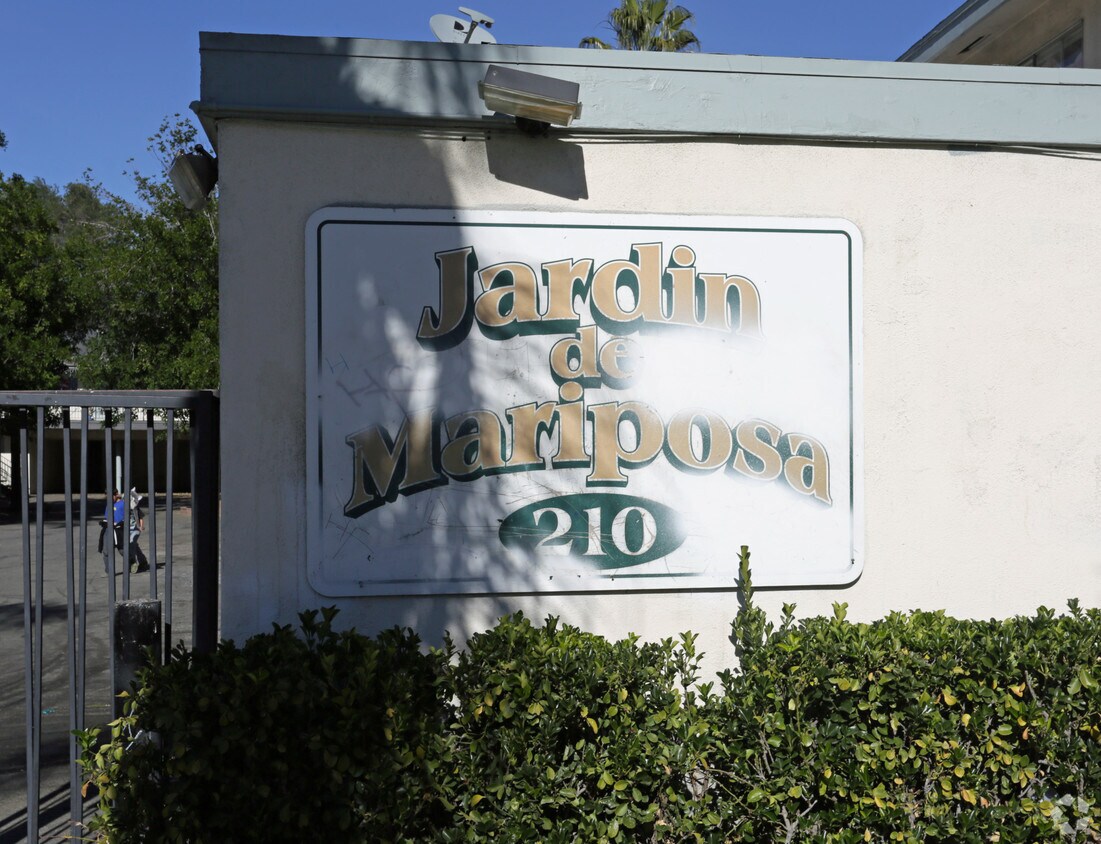 Jardín de Mariposa - Jardin De Mariposa