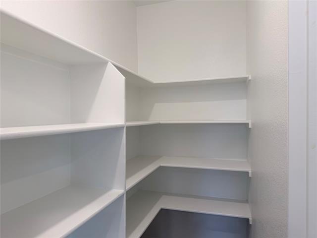 Foto del edificio - 1200 Mahogany Ln