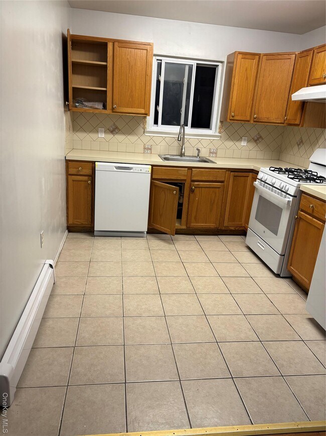 Foto del edificio - 10-55 Beach 22nd St