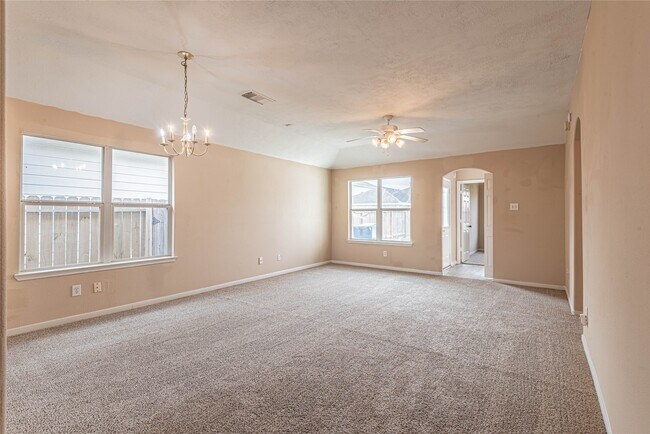 Foto del edificio - 21135 Sprouse Cir