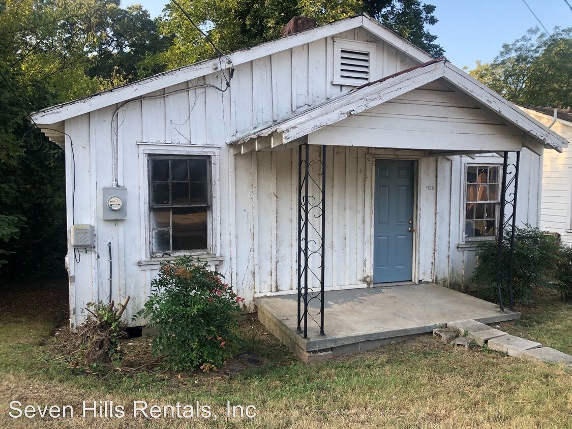 Primary Photo - 2 br, 1 bath House - 418 E. 12th Street
