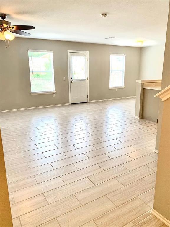 Foto del edificio - 8709 Davis Oaks Trail