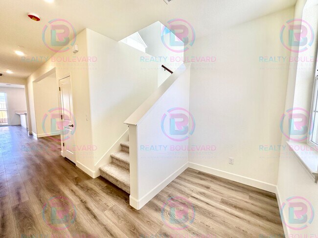 Foto del edificio - Home in the Five Ridges Community 4 Bedroom 3 Bathroom 2 Car Garage With Loft